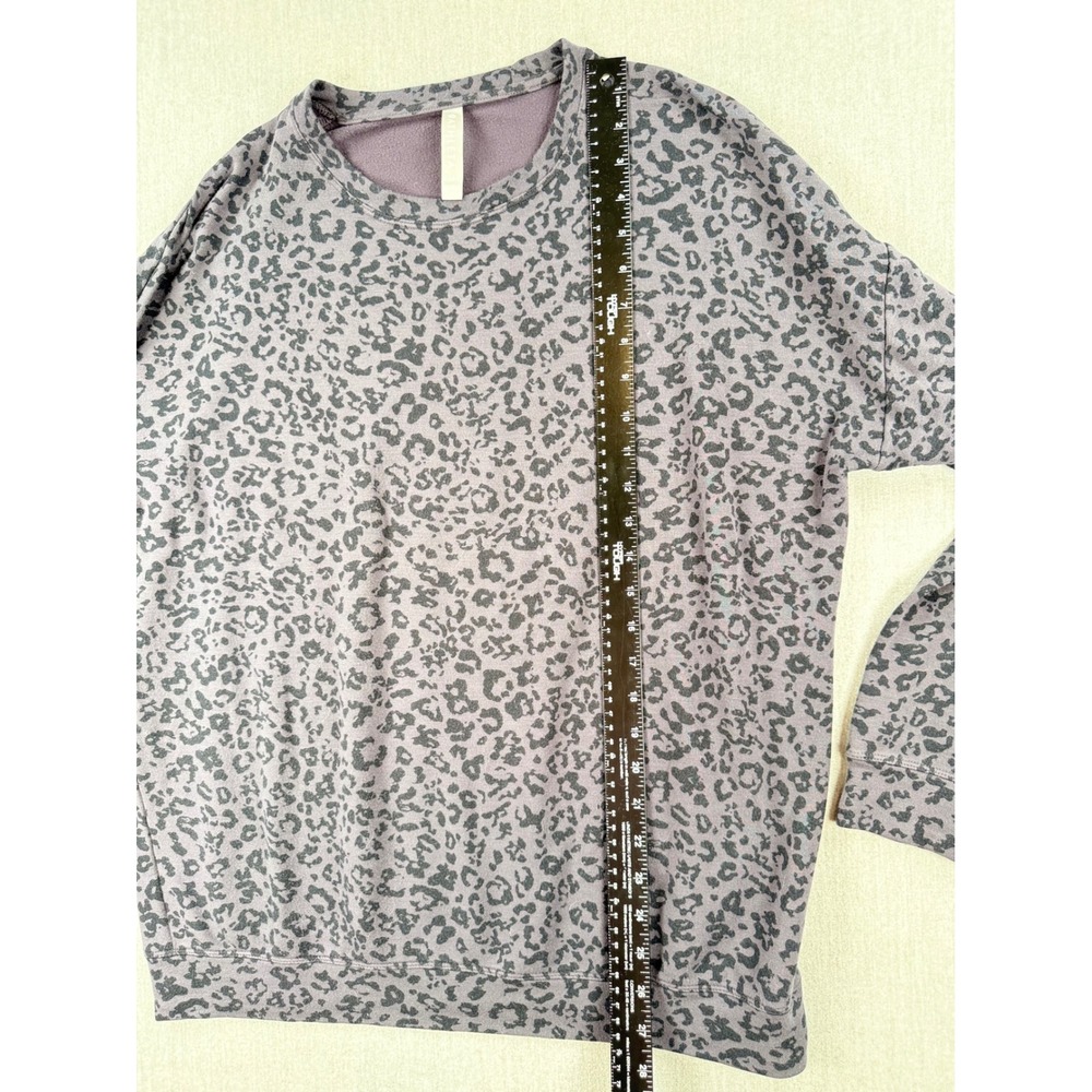 Athleta Coaster Luxe Sweatshirt Purple Leopard Print Crewneck Pullover Medium - Picture 4 of 8